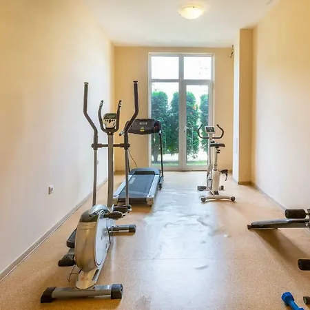 Laundry And Free Parking 1bdr Od * Sunny Beach
